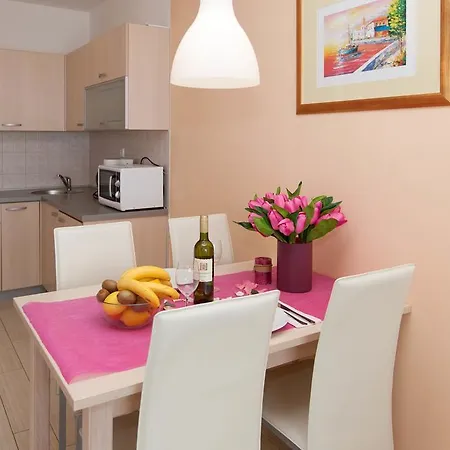 Apartment Ines